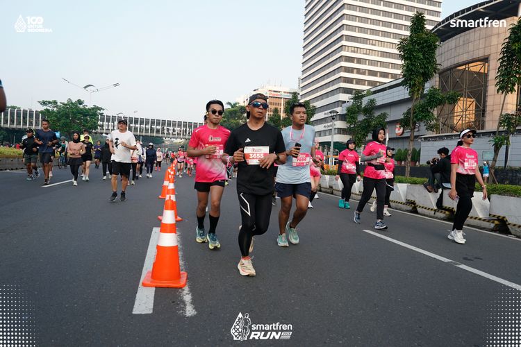 Race photo from Smartfren Run 2025 