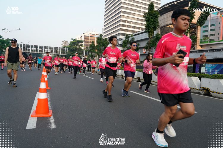 Race photo from Smartfren Run 2025 