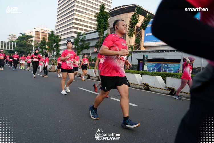 Race photo from Smartfren Run 2025 
