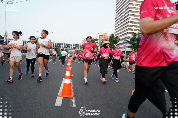 Race photo from Smartfren Run 2025 