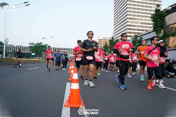 Race photo from Smartfren Run 2025 