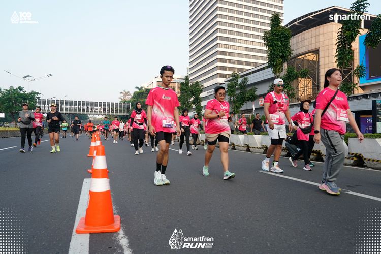 Race photo from Smartfren Run 2025 