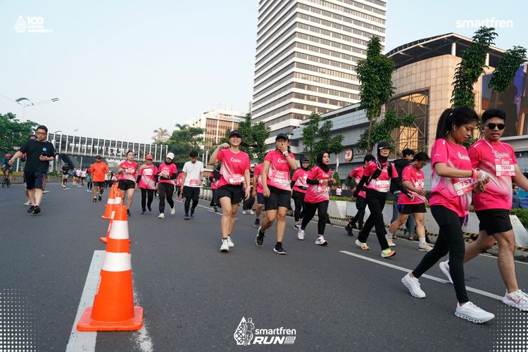 Race photo from Smartfren Run 2025 