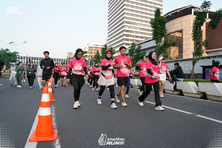Race photo from Smartfren Run 2025 
