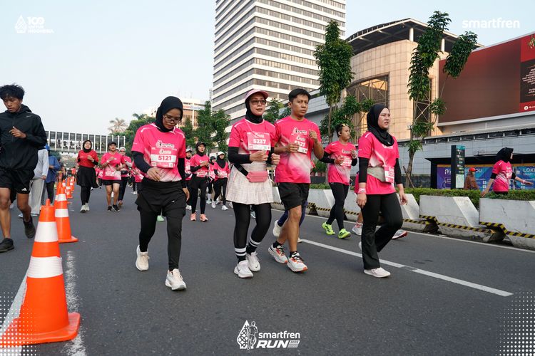 Race photo from Smartfren Run 2025 