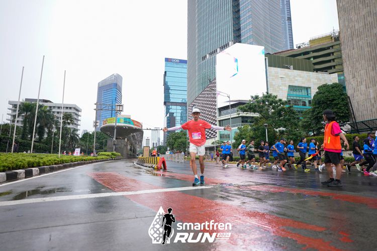 Race photo from Smartfren Run 2024