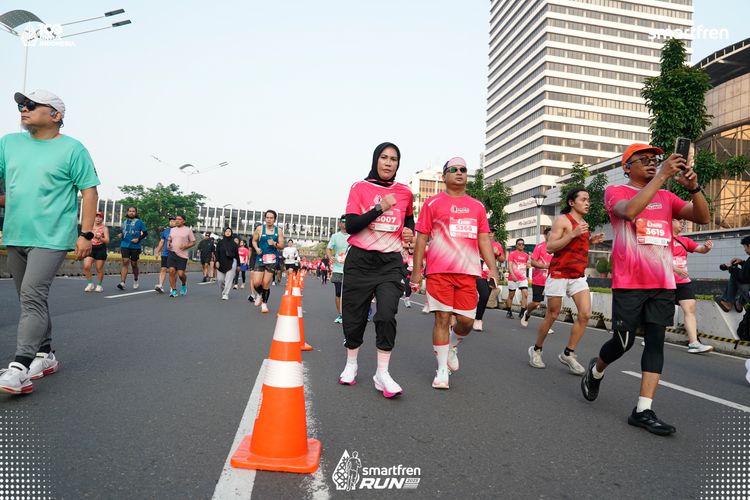 Race photo from Smartfren Run 2025 