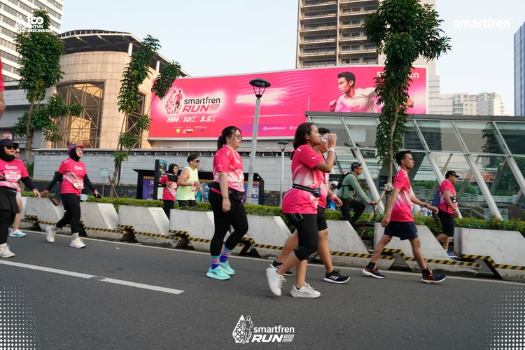 Race photo from Smartfren Run 2025 