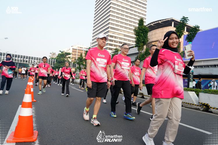 Race photo from Smartfren Run 2025 