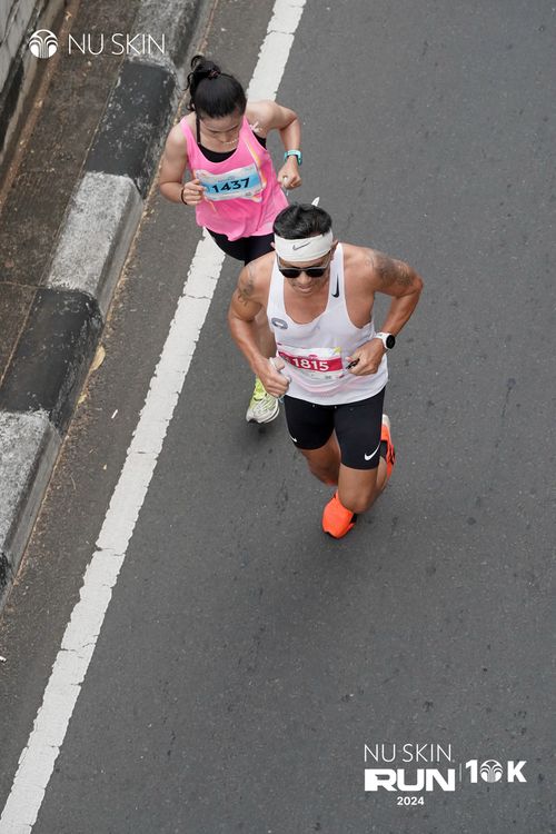 Race photo from Nu Skin Run 10K