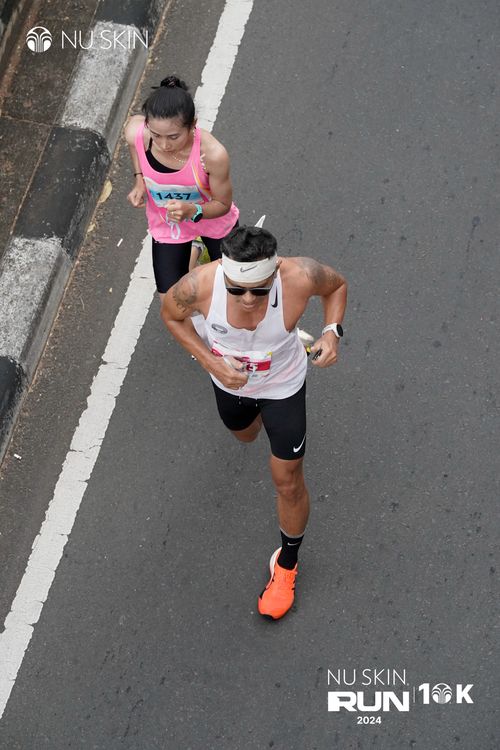 Race photo from Nu Skin Run 10K