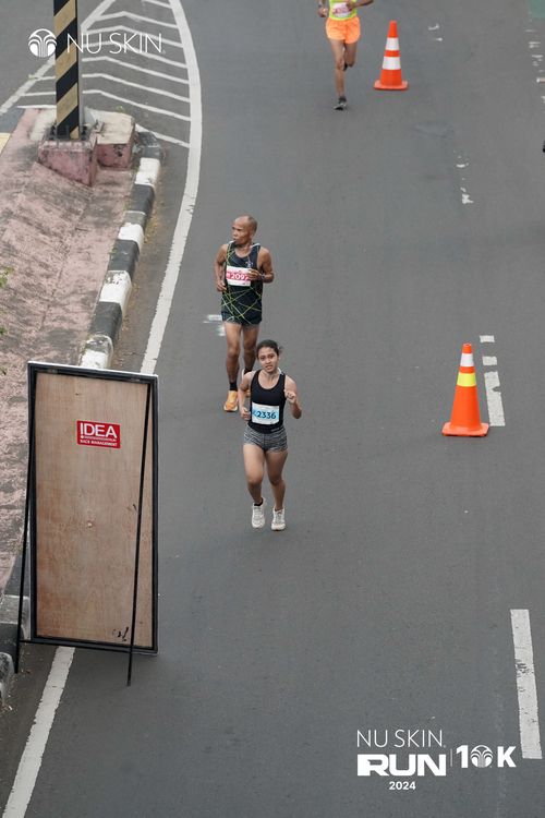 Race photo from Nu Skin Run 10K