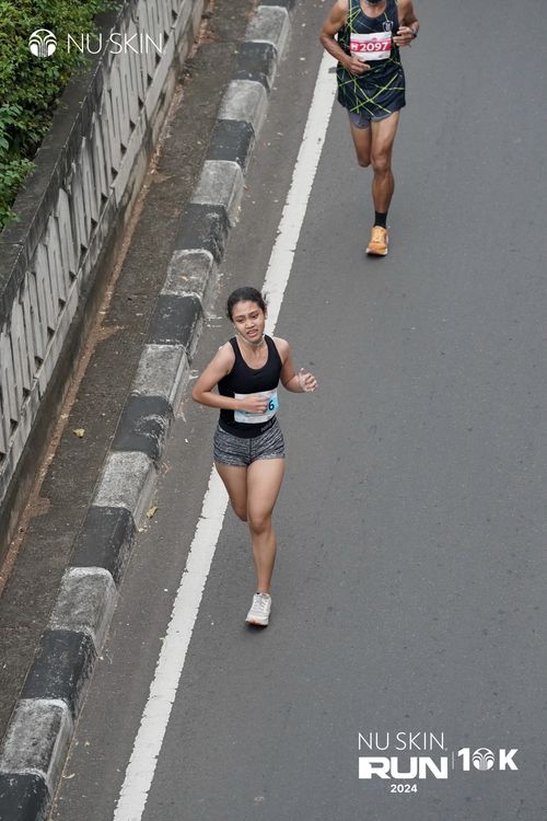 Race photo from Nu Skin Run 10K