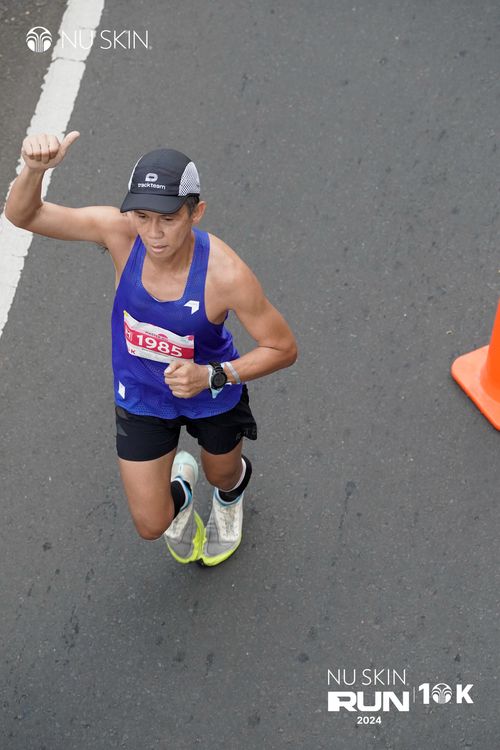Race photo from Nu Skin Run 10K