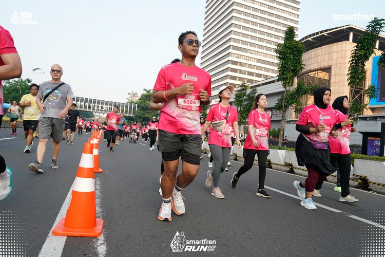 Race photo from Smartfren Run 2025 