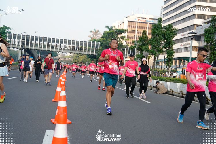 Race photo from Smartfren Run 2025 
