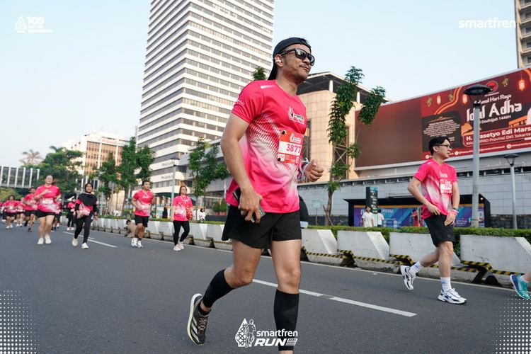Race photo from Smartfren Run 2025 