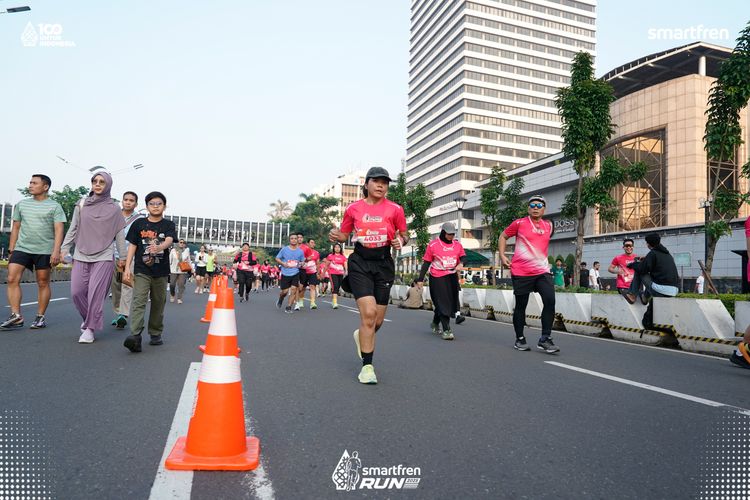 Race photo from Smartfren Run 2025 