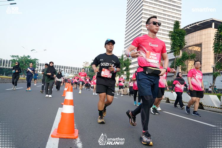 Race photo from Smartfren Run 2025 