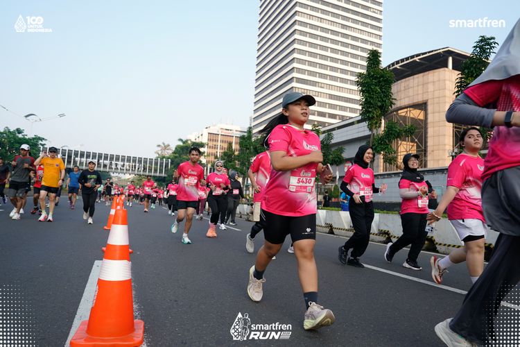 Race photo from Smartfren Run 2025 