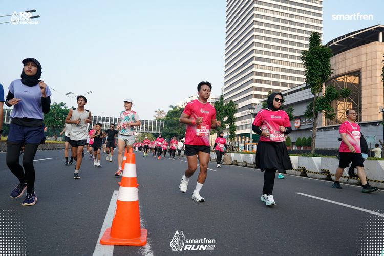 Race photo from Smartfren Run 2025 