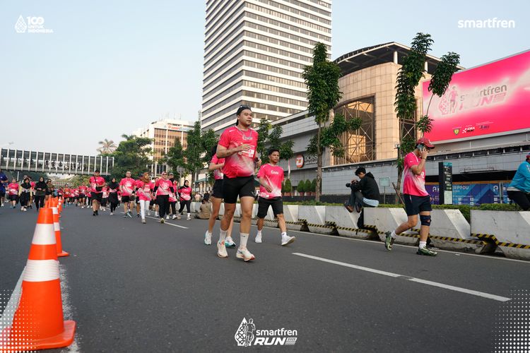 Race photo from Smartfren Run 2025 