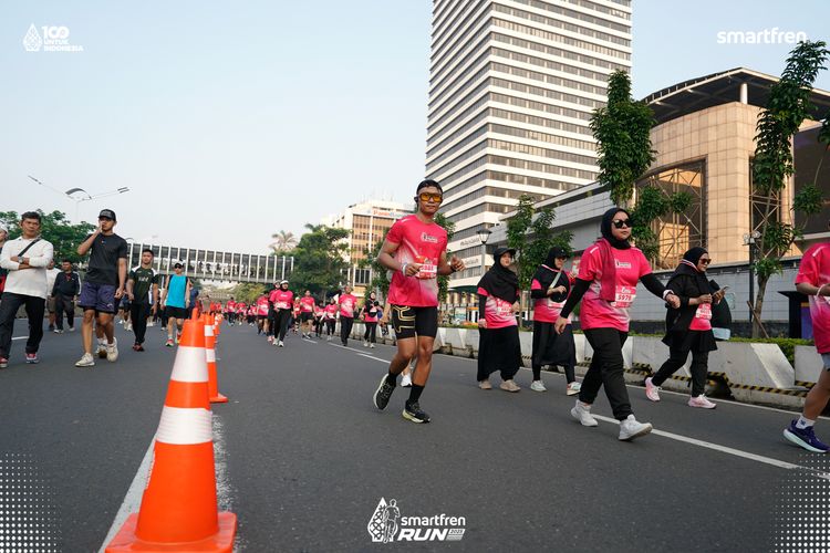 Race photo from Smartfren Run 2025 