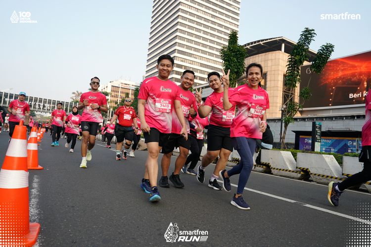 Race photo from Smartfren Run 2025 