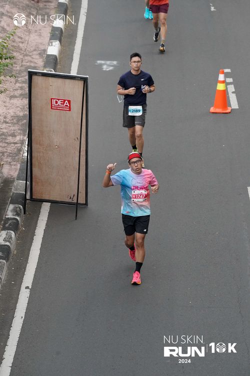 Race photo from Nu Skin Run 10K