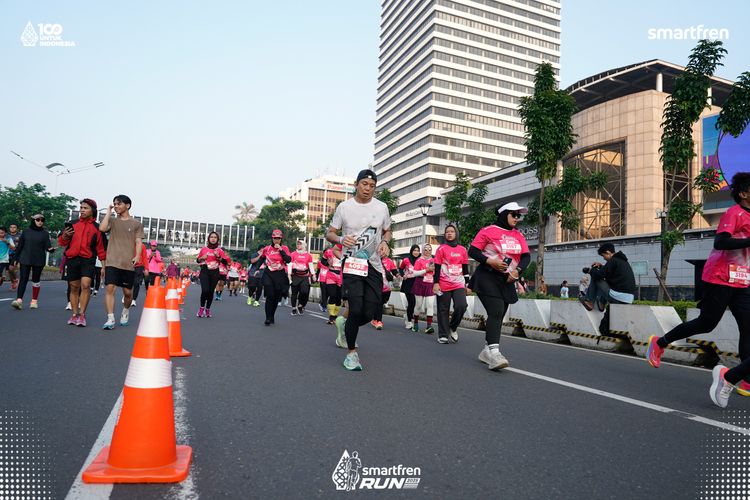 Race photo from Smartfren Run 2025 
