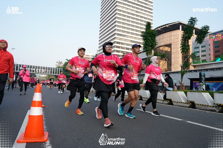 Race photo from Smartfren Run 2025 