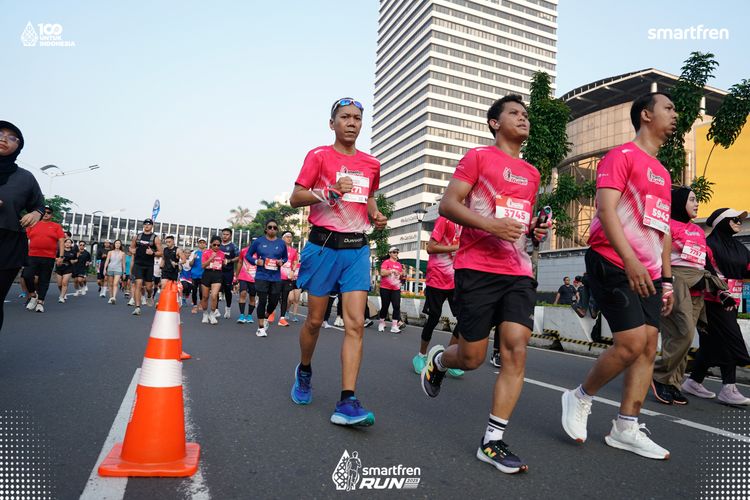Race photo from Smartfren Run 2025 