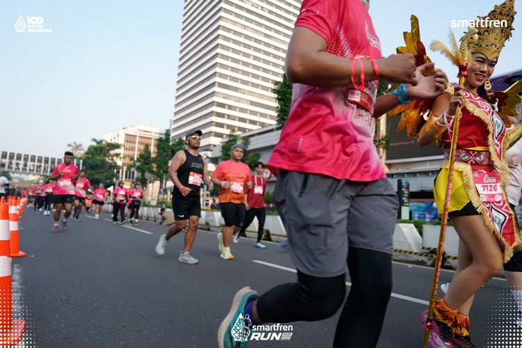 Race photo from Smartfren Run 2025 