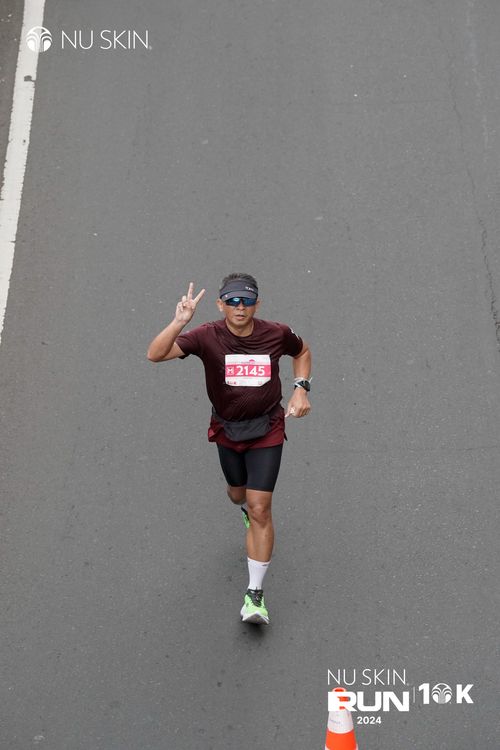 Race photo from Nu Skin Run 10K