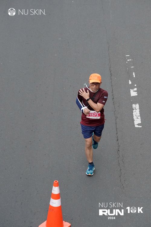 Race photo from Nu Skin Run 10K