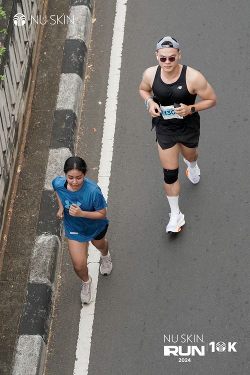 Race photo from Nu Skin Run 10K