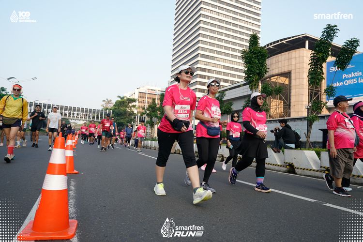 Race photo from Smartfren Run 2025 