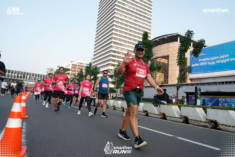 Race photo from Smartfren Run 2025 