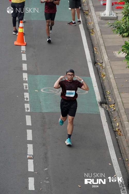 Race photo from Nu Skin Run 10K