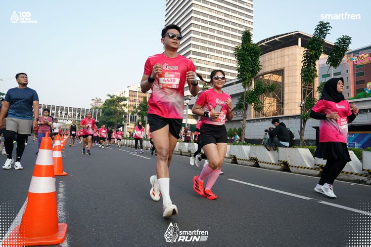 Race photo from Smartfren Run 2025 