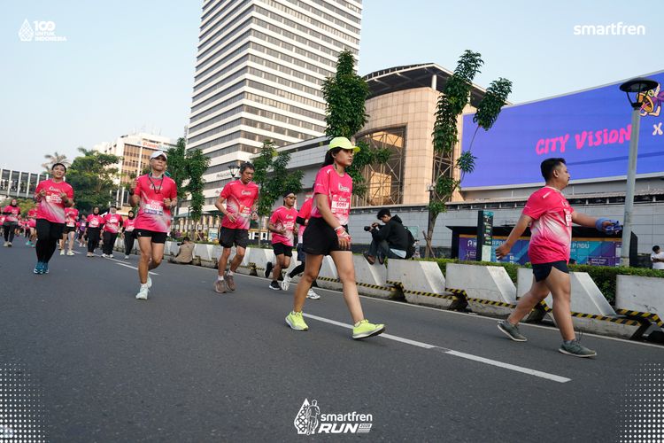 Race photo from Smartfren Run 2025 
