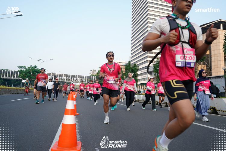 Race photo from Smartfren Run 2025 