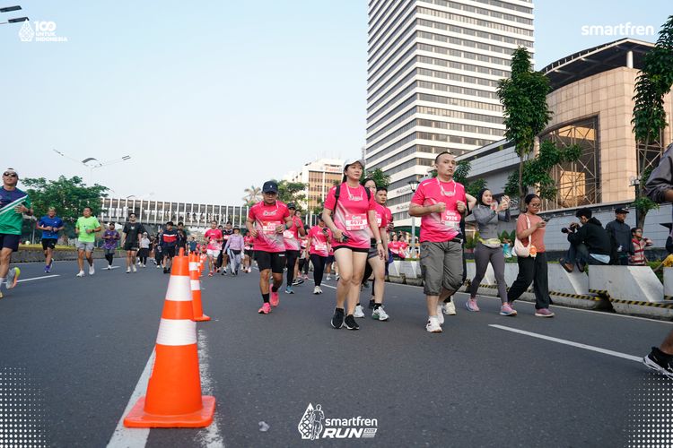 Race photo from Smartfren Run 2025 