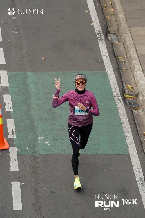 Race photo from Nu Skin Run 10K