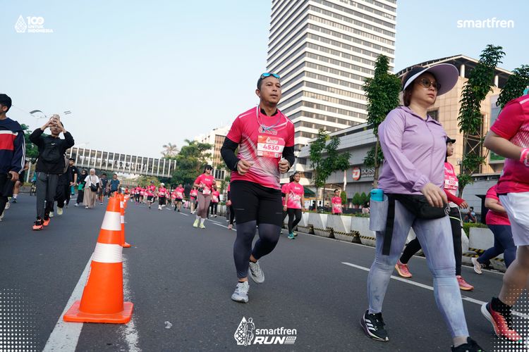 Race photo from Smartfren Run 2025 
