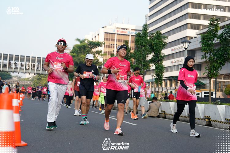 Race photo from Smartfren Run 2025 