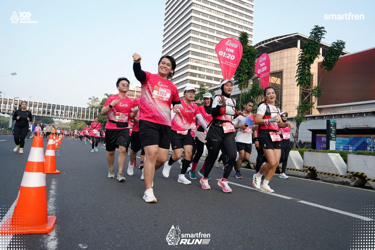 Race photo from Smartfren Run 2025 
