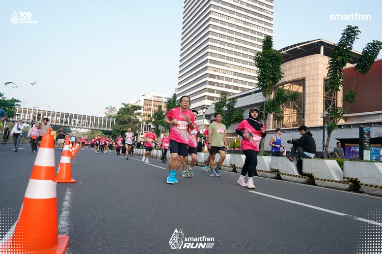 Race photo from Smartfren Run 2025 