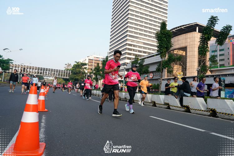 Race photo from Smartfren Run 2025 