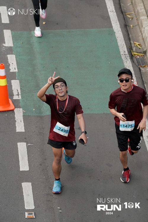 Race photo from Nu Skin Run 10K